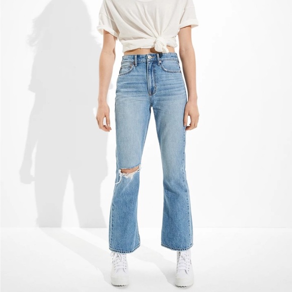 American Eagle Outfitters Highest Rise 90s Flare Blue Distressed Jeans Size 8 - Picture 1 of 8